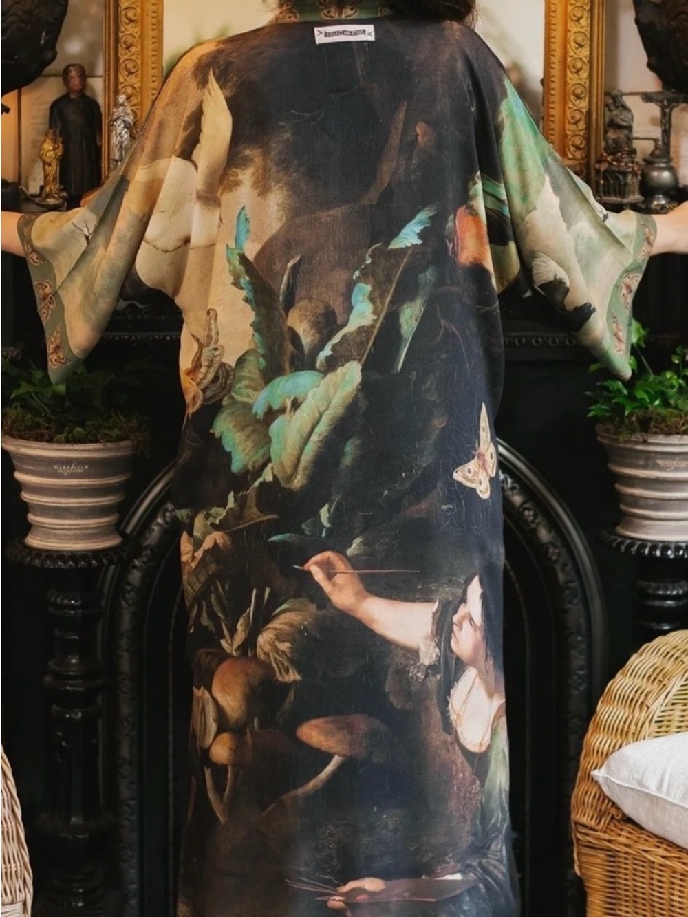 Market of Stars Heartwork Botanical Print Kimono Robe in Dark Green & Mustard - Picture 3 of 6